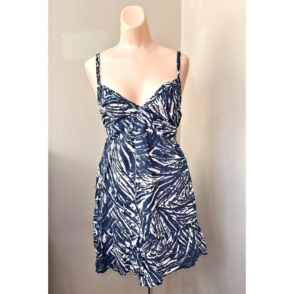 Hollister Coastal Babydoll Sundress Medium Coquette Cottage Indie Casual Y2K